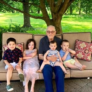 Meet your Posher, Micheal